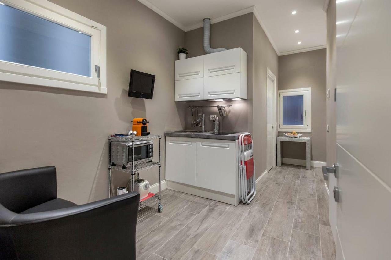 Bell Tower Studio Apartment Florencia Exterior foto