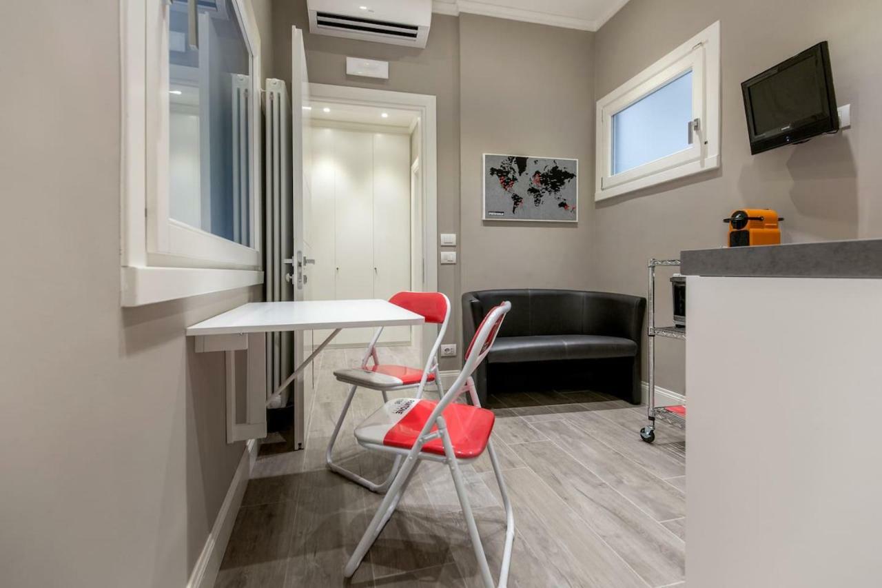 Bell Tower Studio Apartment Florencia Exterior foto